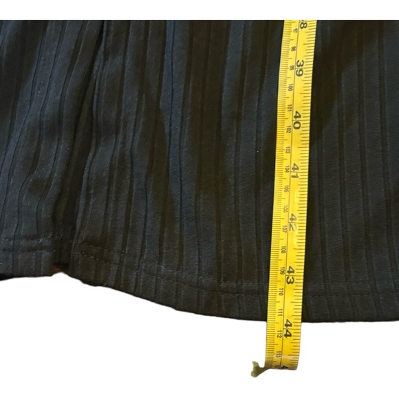 NWT Dynamite dress. Size Medium. Black ribbed fabric. - Picture 8 of 11